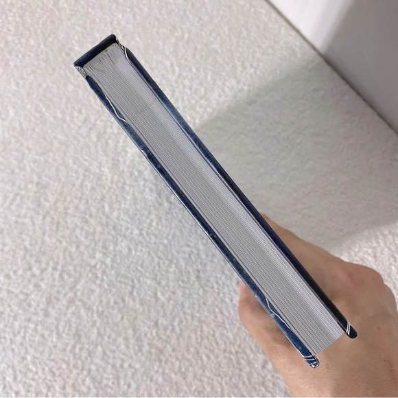 Living Lunarly With Kiki Ely Self Care Powered By The Moon  Hard Cover Book - Picture 4 of 13